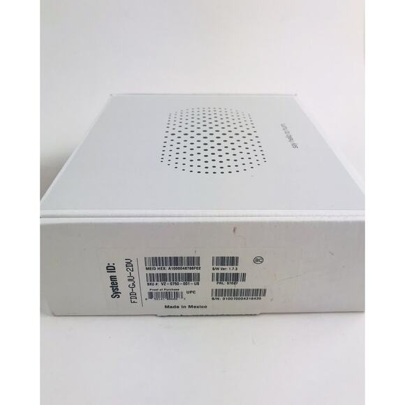 HUM by Verizon Vehicle Tracking & Diagnostic System Brand New - Picture 2 of 8